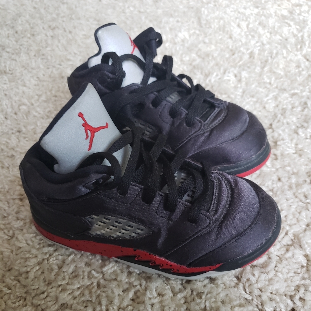 Jordan 5 retro Satin Bred